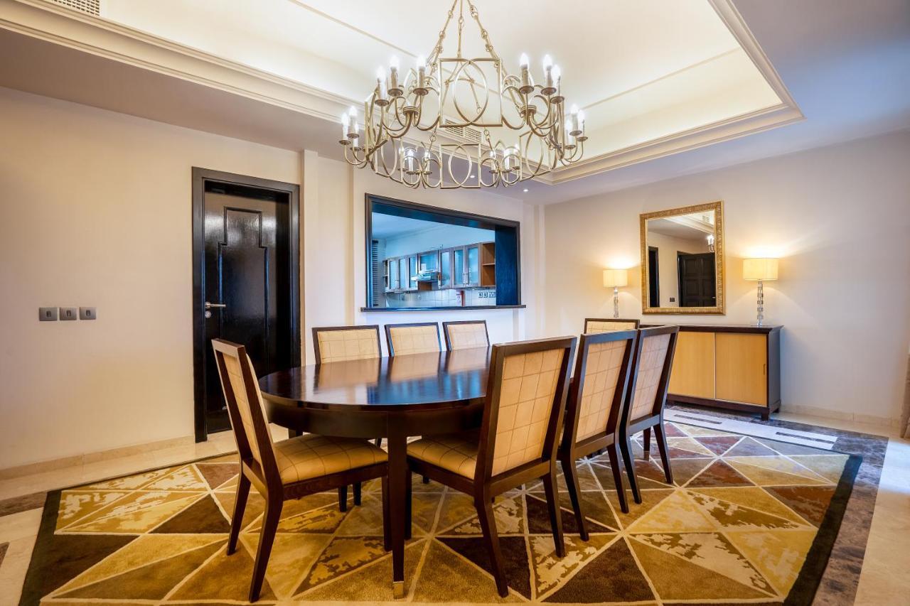 Grand Hyatt Doha Hotel & Villas Eksteriør bilde A dining room