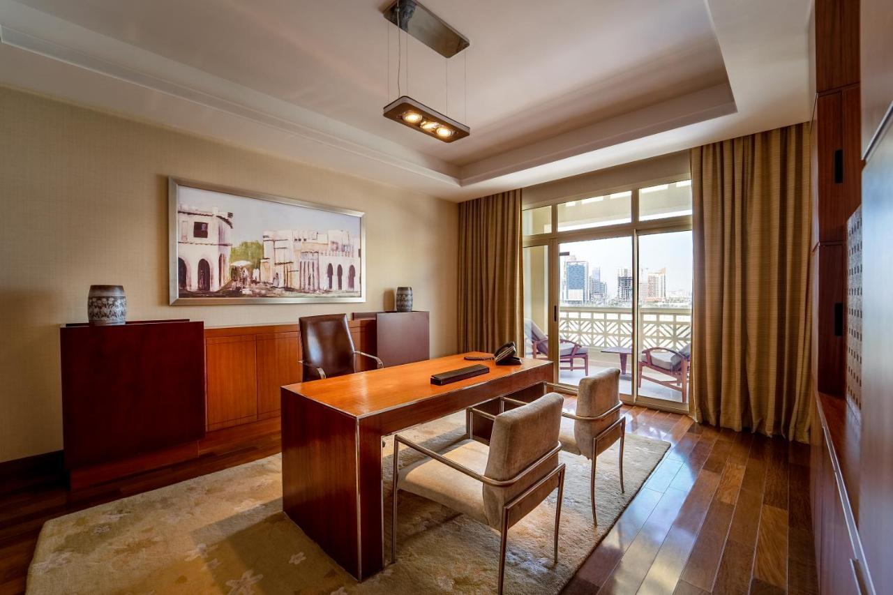 Grand Hyatt Doha Hotel & Villas Eksteriør bilde Office in the Emirates Palace