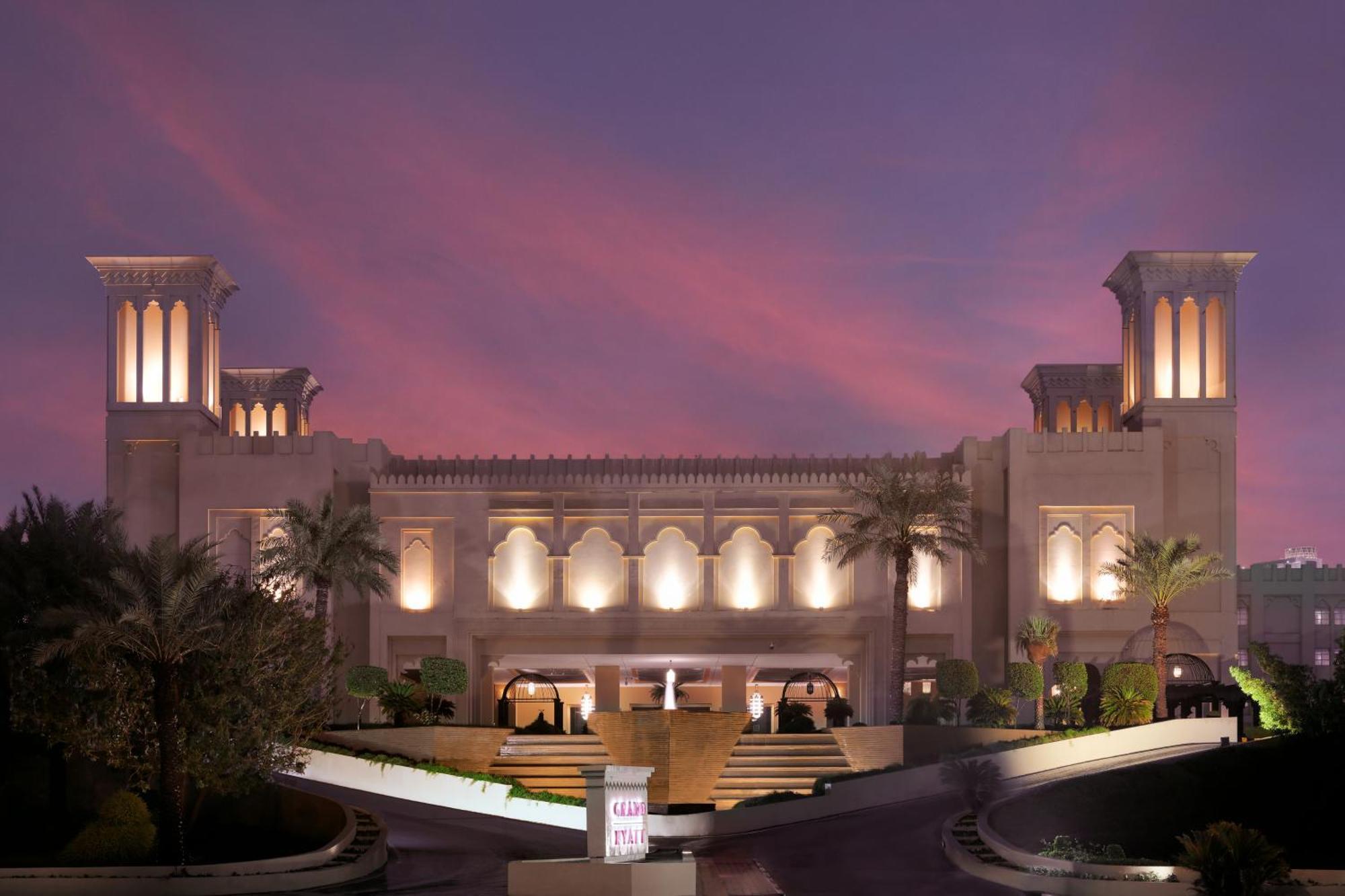 Grand Hyatt Doha Hotel & Villas Eksteriør bilde The Ritz-Carlton, Manama